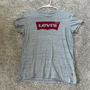 Levi’s T shirt